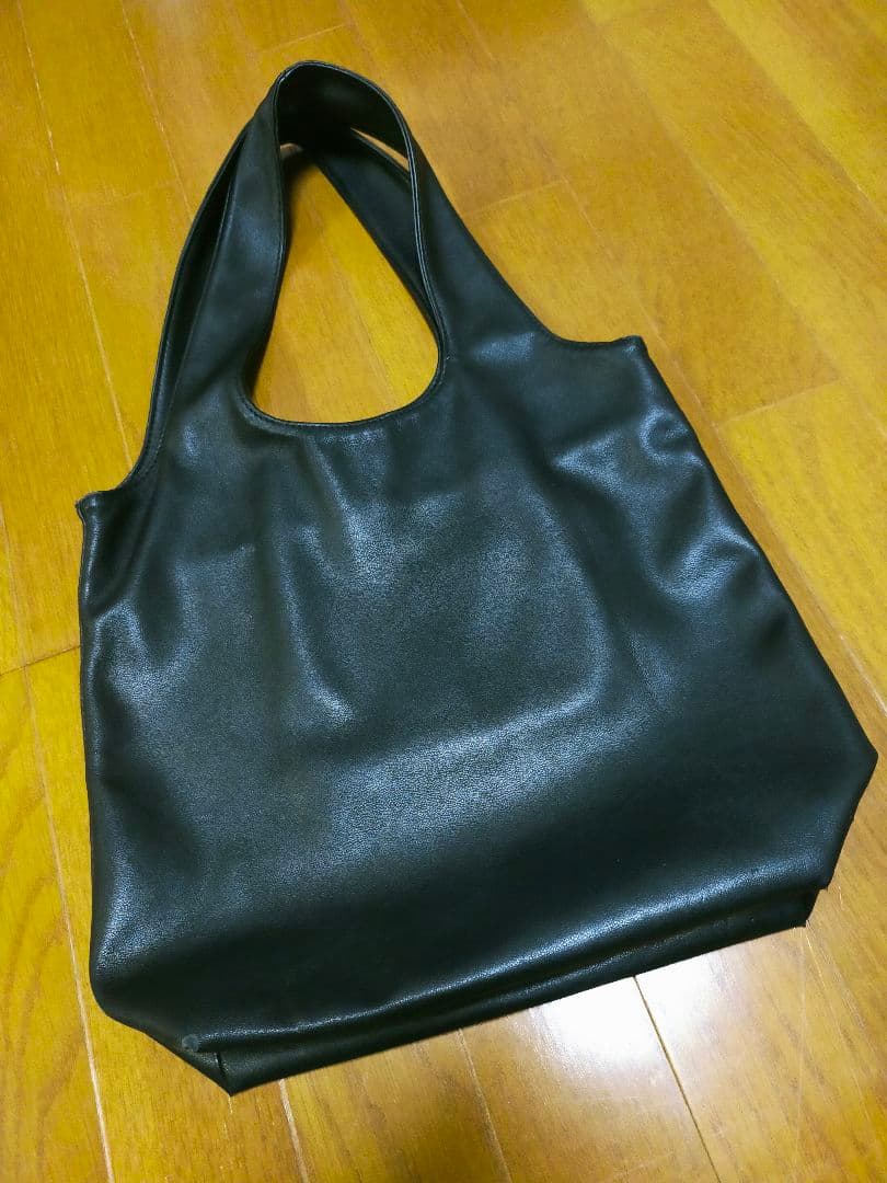 【正規品】アーペーセー Ninon スモールトートバッグ ブラック