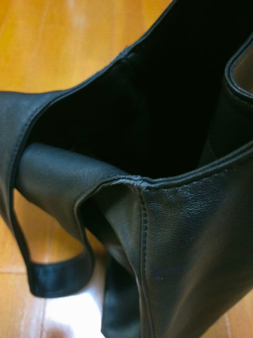 【正規品】アーペーセー Ninon スモールトートバッグ ブラック