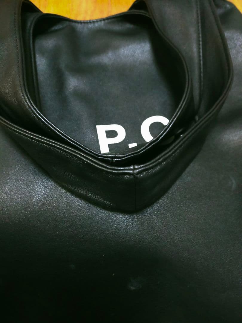 【正規品】アーペーセー Ninon スモールトートバッグ ブラック