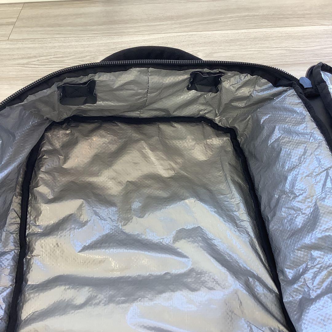 066BURTONバートンウィーリー ロッカースノーボードバッグキャスター166