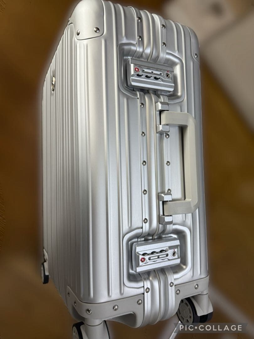 【新品未使用】メルセデスベンツ　キャリーケース　スーツケース　32L