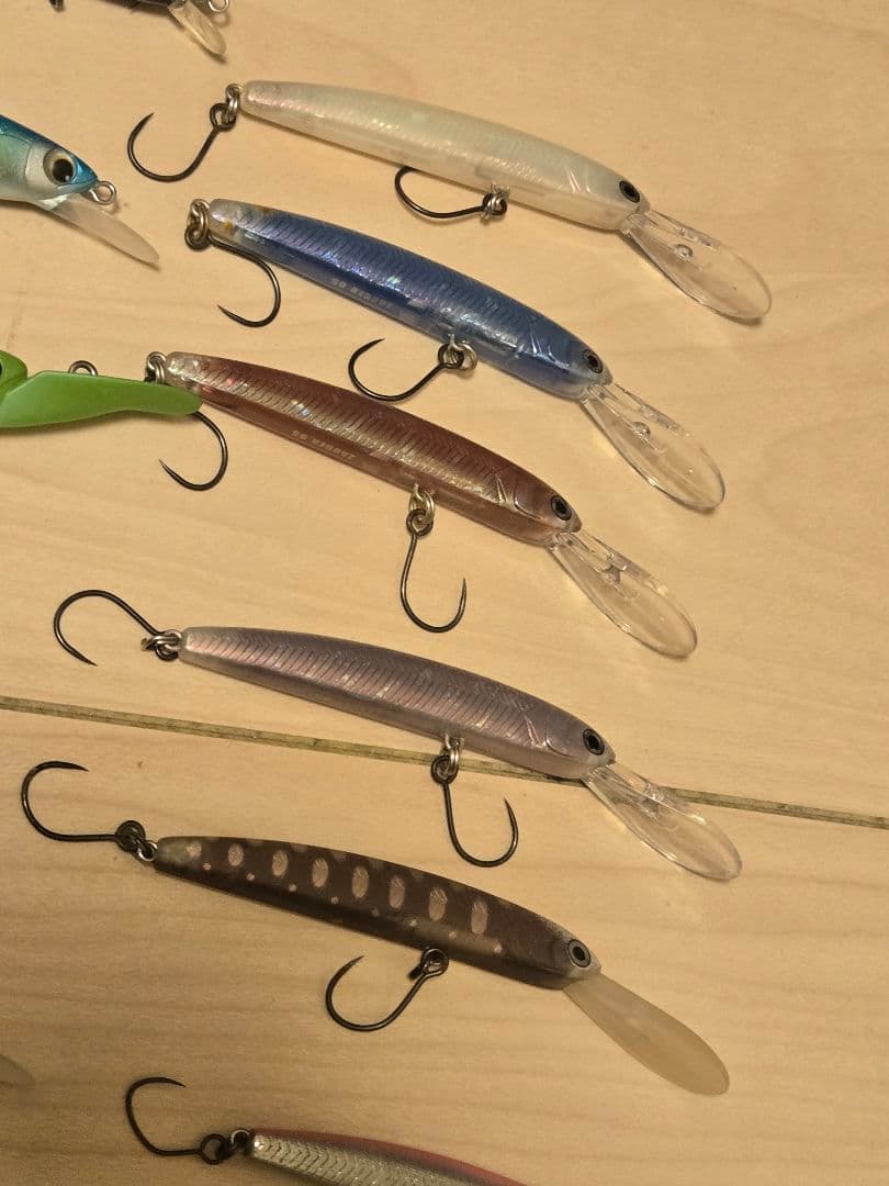 エリアトラウト ミノーセット　ミノーイング　ハンクル　ブラスイット　パニッシュ