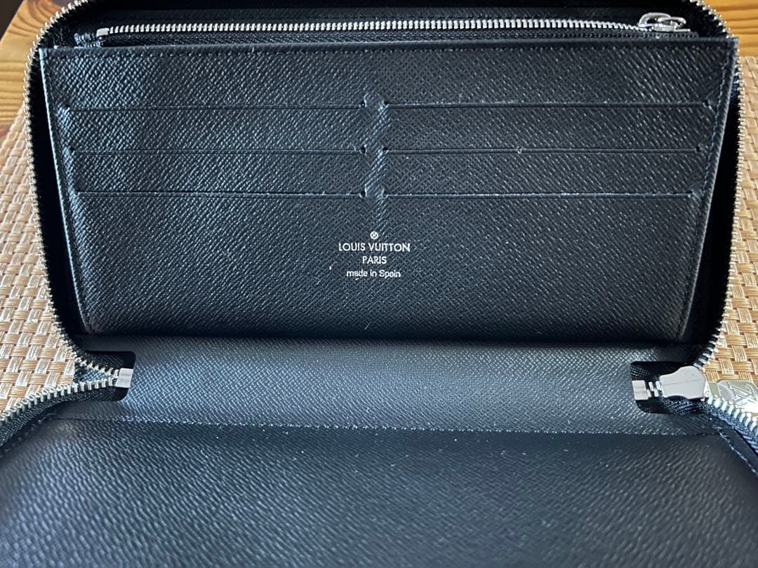 ルイヴィトン ジッピーオーガナイザーNM
