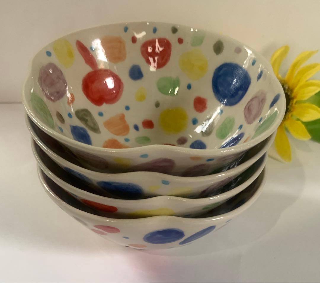 虹色のお花のお茶碗（1つのお値段です）