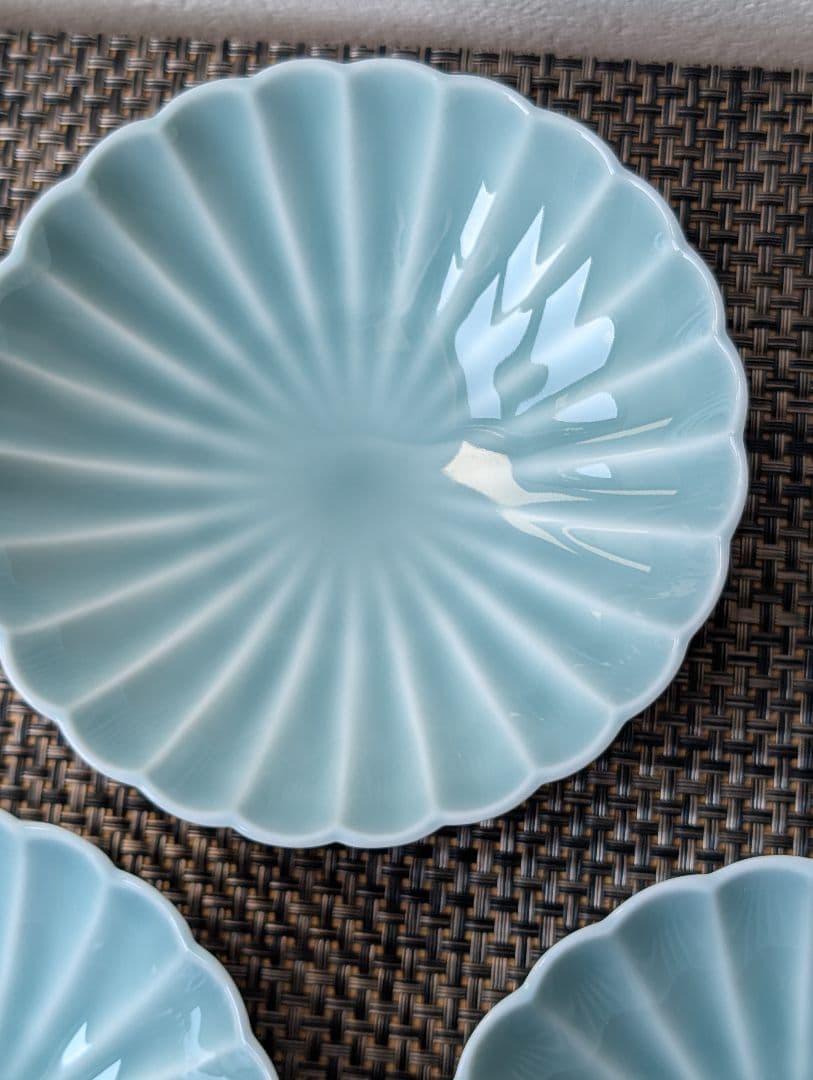 【未使用品】深川製磁　青磁　菊割小付揃　5枚組