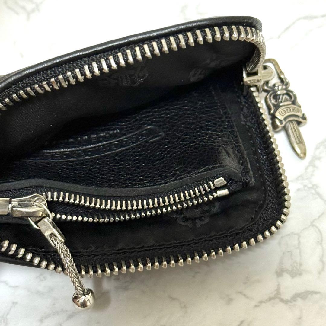 【未使用】 クロムハーツ タイニージップウォレット レザー クロスパッチ