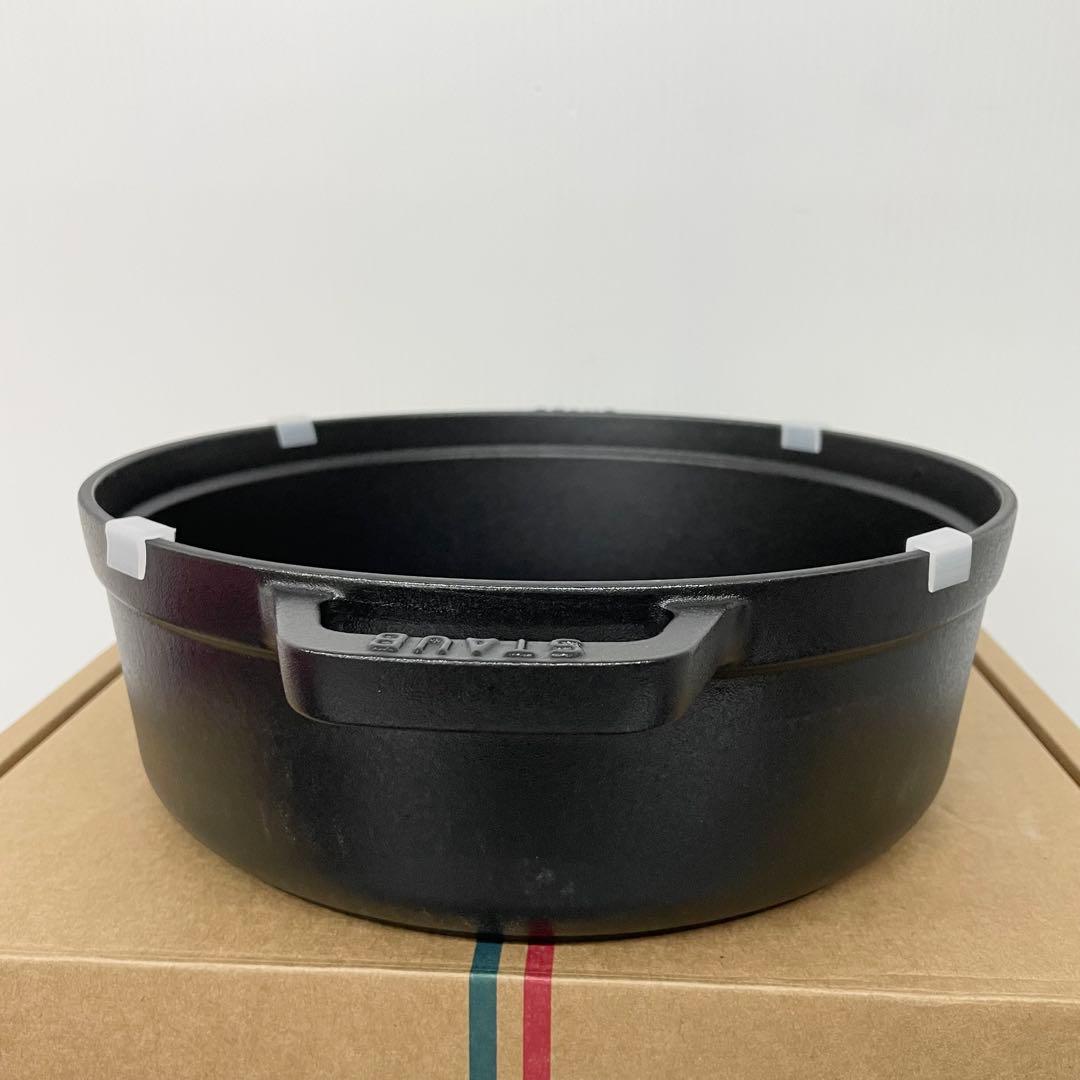 Staub ストウブ シャロー ココット 26cm ミトン付き ブラック 両手鍋