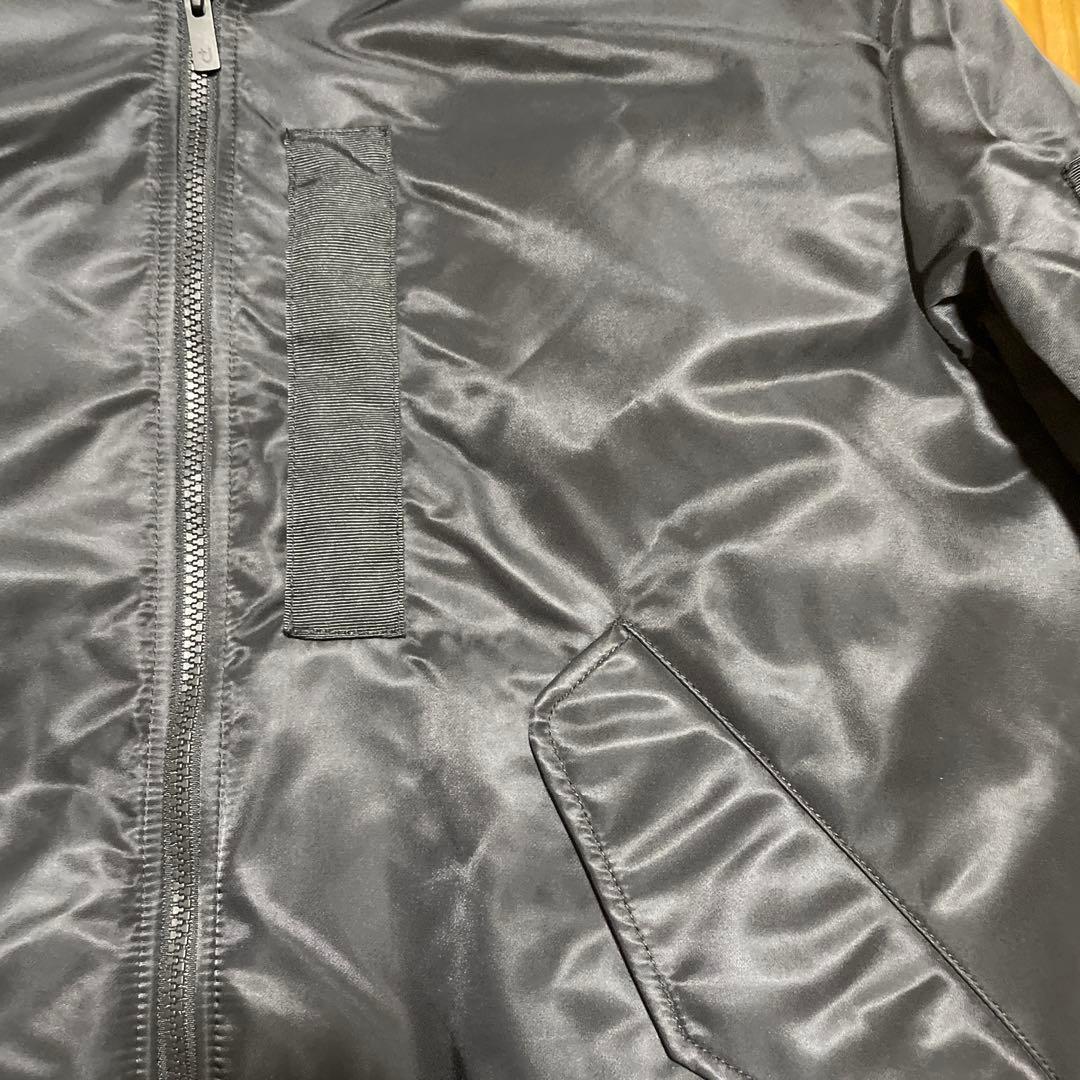 美品 UNIQLO+J ハイブリッドダウンオーバーサイズ MA-1ブルゾン　M