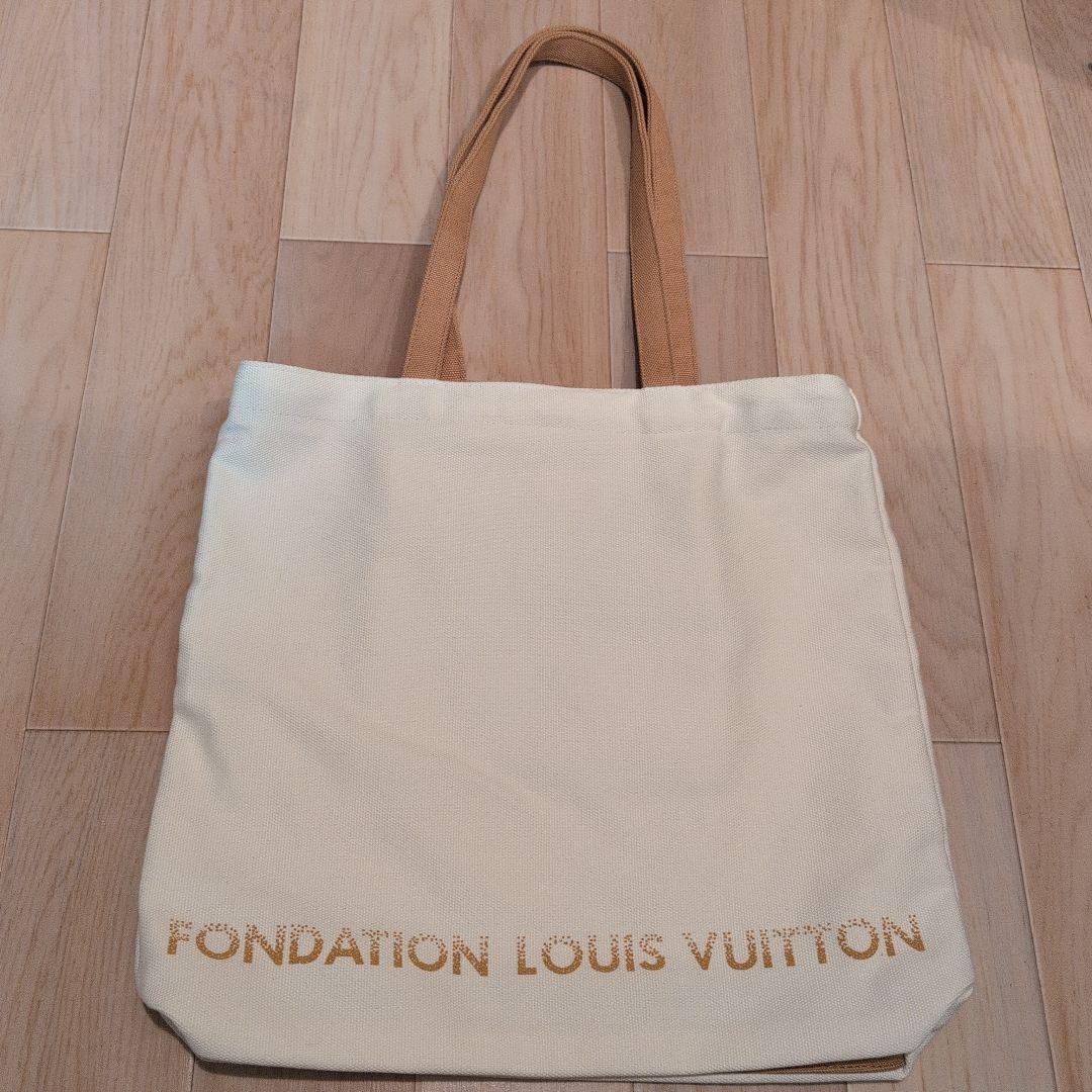 【新品未使用】内ポケット付きルイ・ヴィトン フォンダシオントートバッグ
