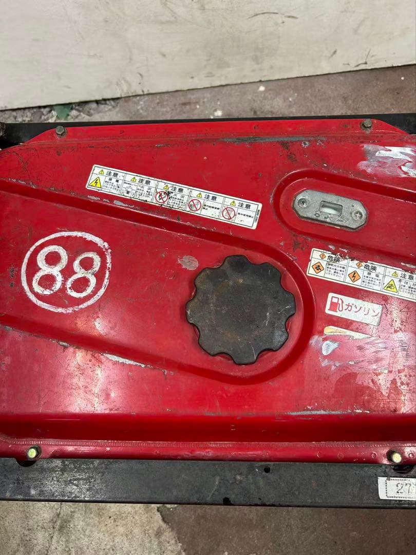 新ダイワ shindaiwa EGR2600 発電機　動作確認済み (B858)