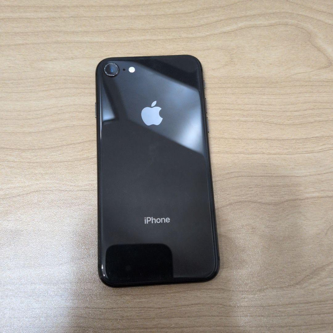 Apple iPhone 8 ブラック