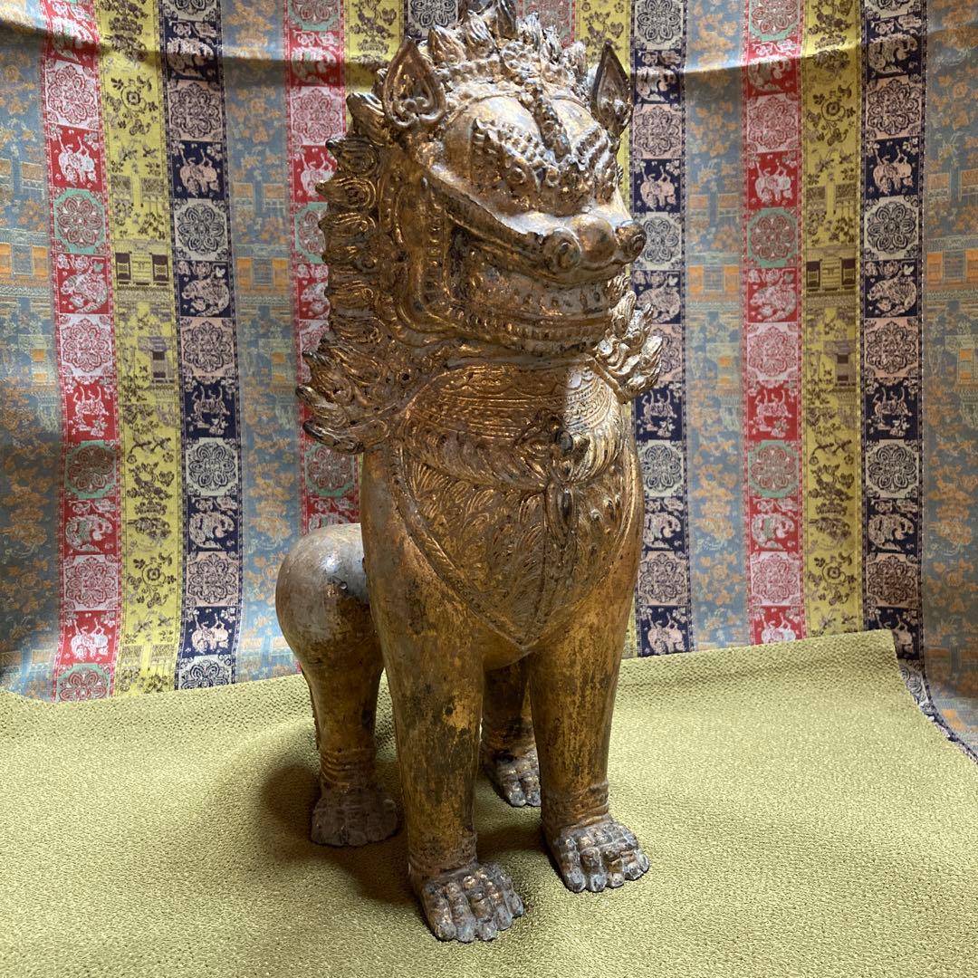 青銅獅子　金剥置物3ＫＧ￼　高27.5横11.5奥行14cm