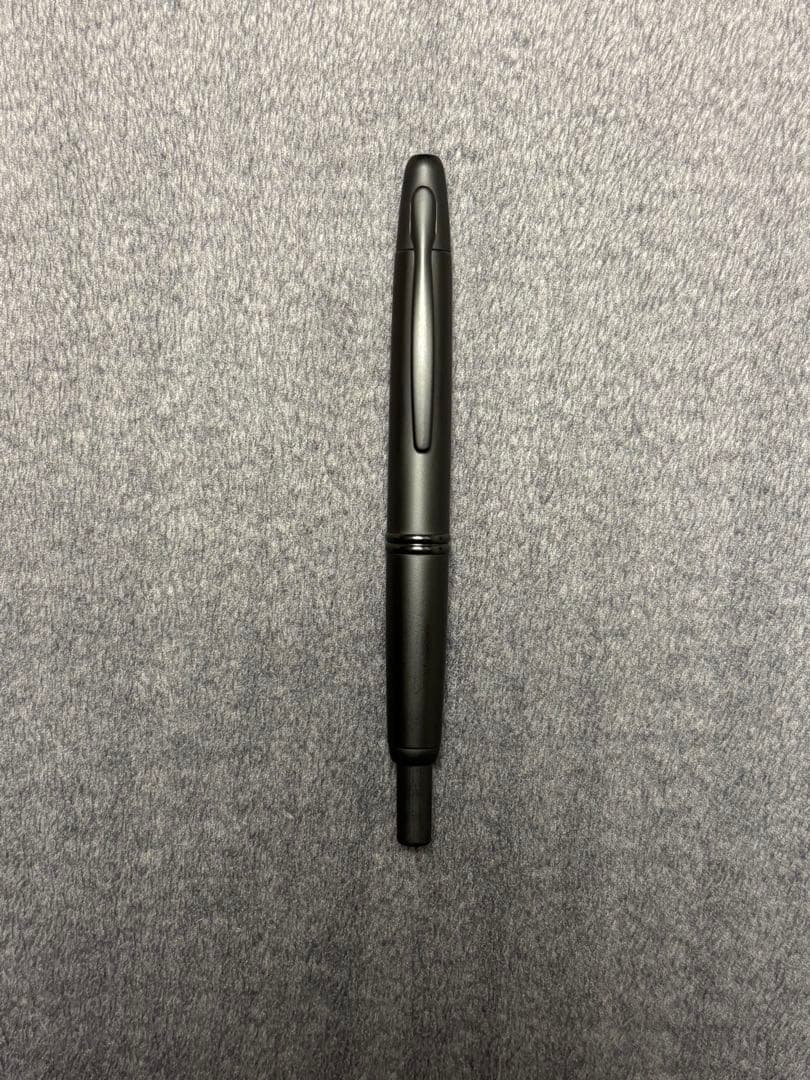 PILOT キャップレス ブラックマット 万年筆 F