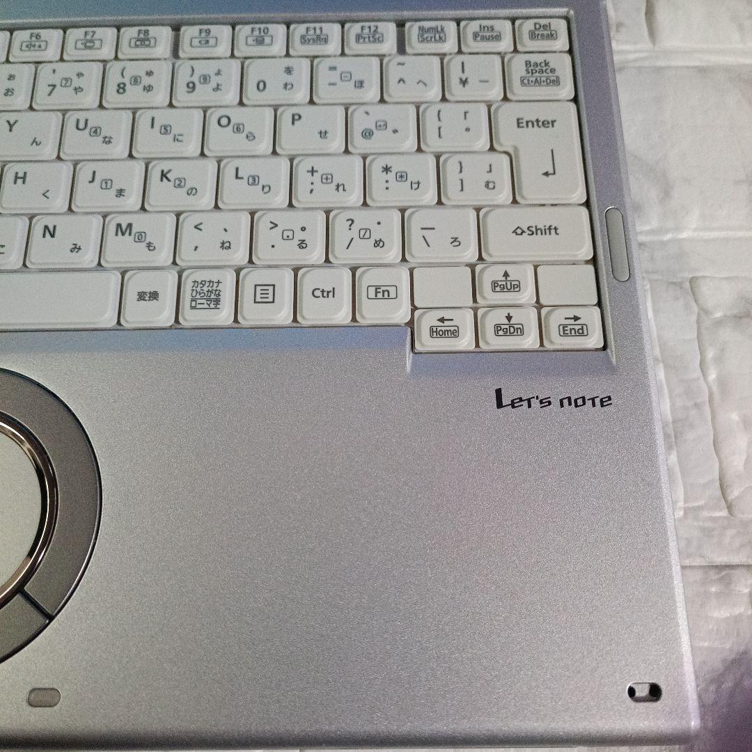 Panasonic Let's note CF-XZ6RD3VS 中古美品