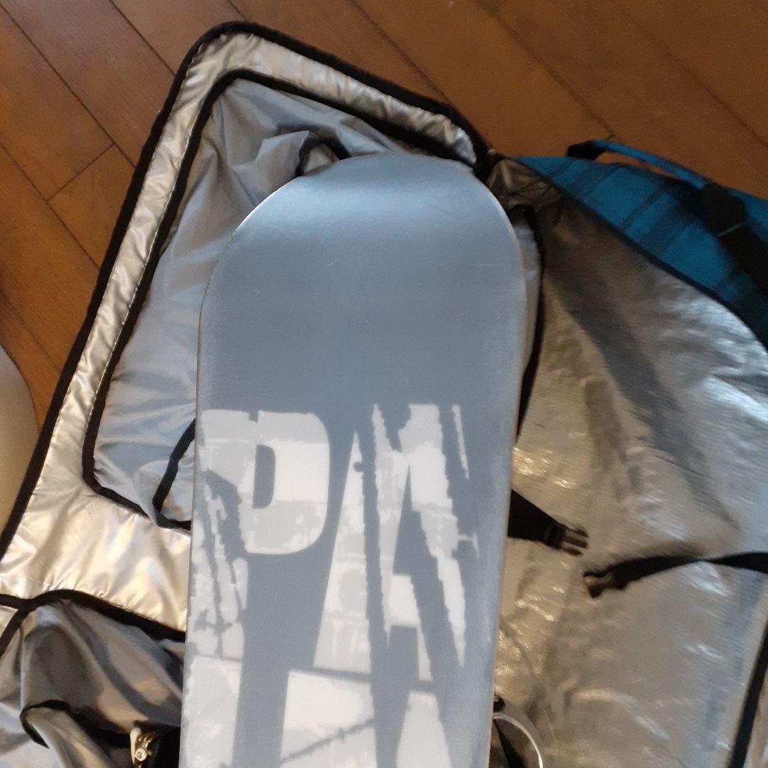 スノーボードフルセット（板、ブーツ、手袋、ゴーグル、バック、ウェア）