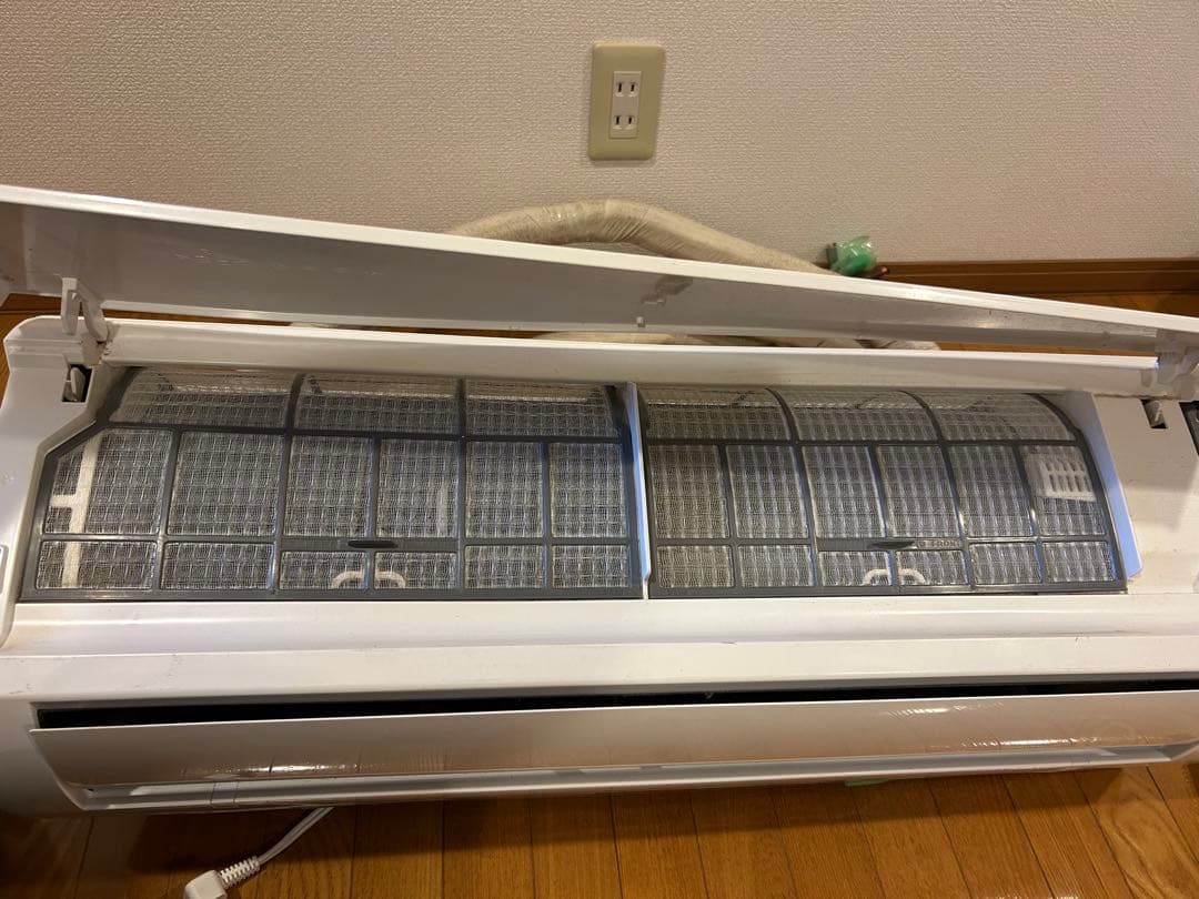ふうちゃん　日立 6畳用 ルームエアコン白くまくん RAS-A22C