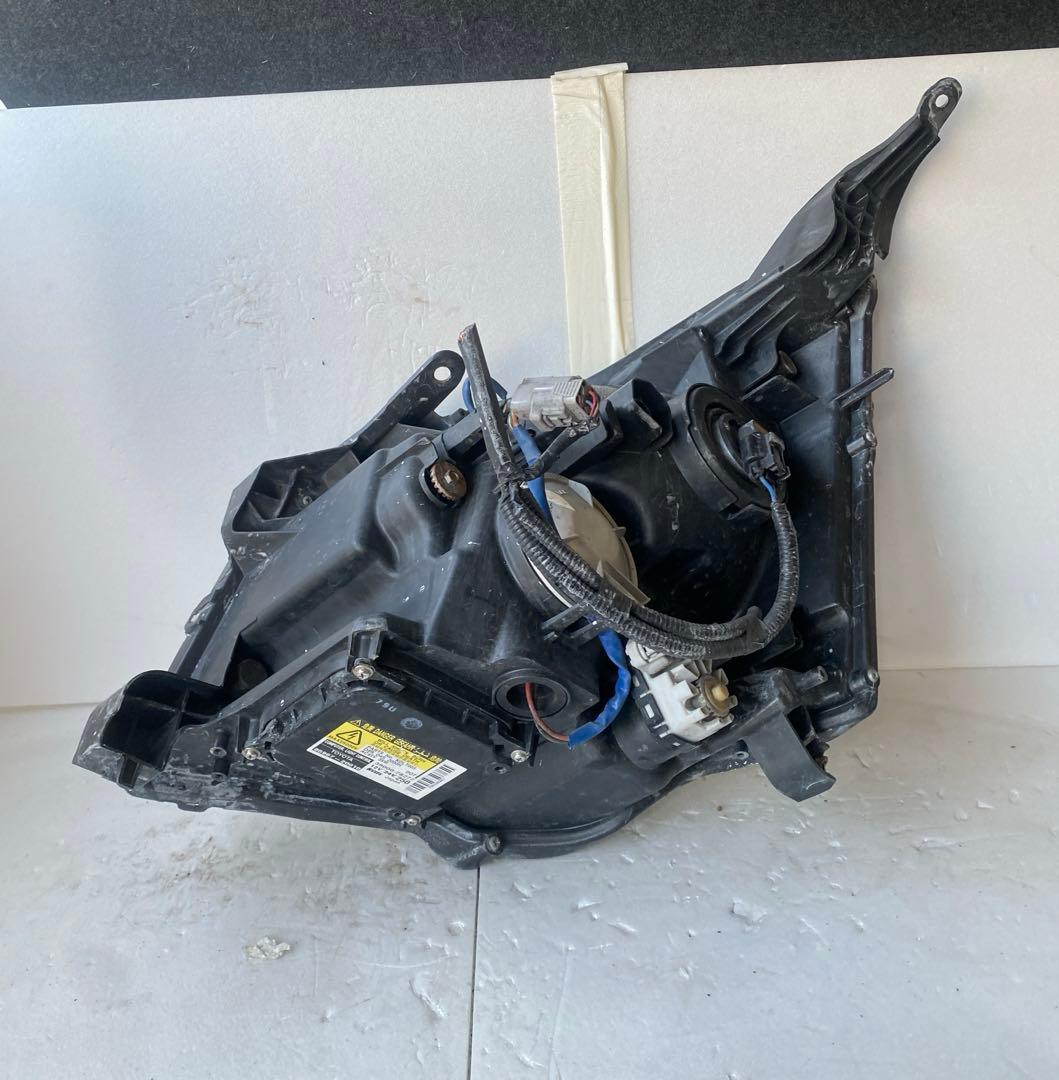 トヨタ ノア ヴォクシー 70系 前期 純正 HID ヘッドライト 左右セット