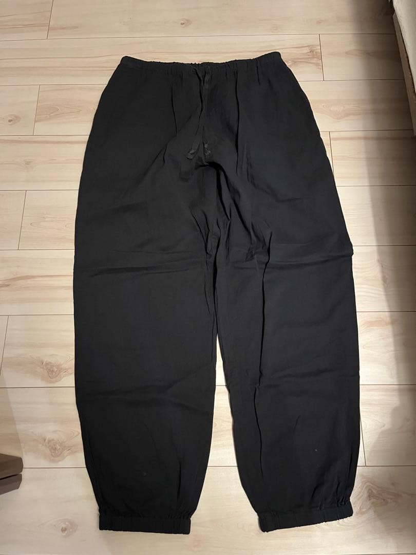 comoli コモリ 22SS 空紡オックス ドローストリングパンツ