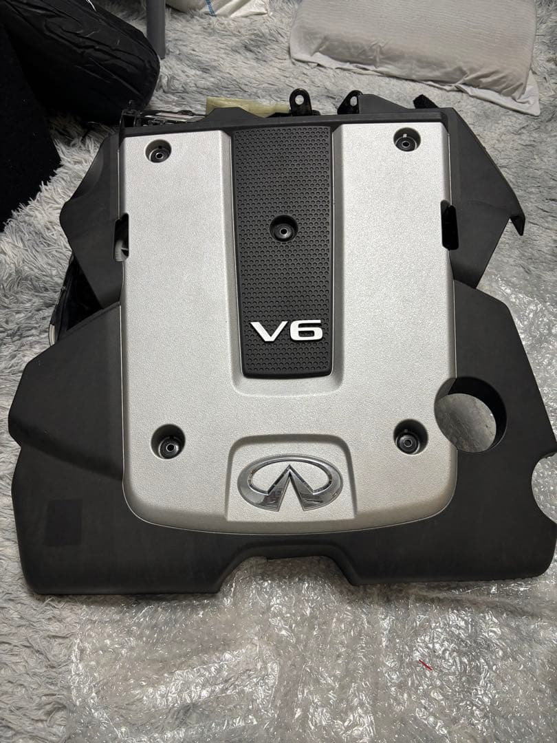 v36スカイライン セダン Infinityエンジンカバー usdm