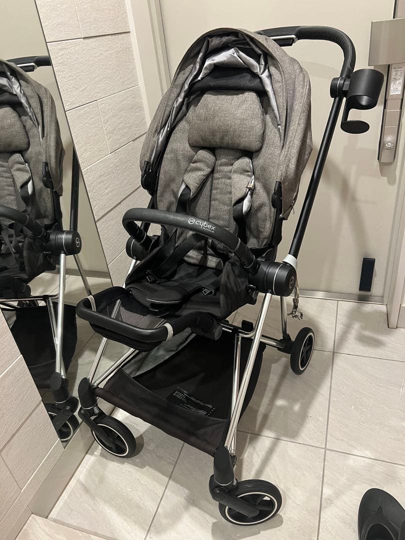 Cybex MIOSベビーカー グレー(ドリンクホルダー付き)