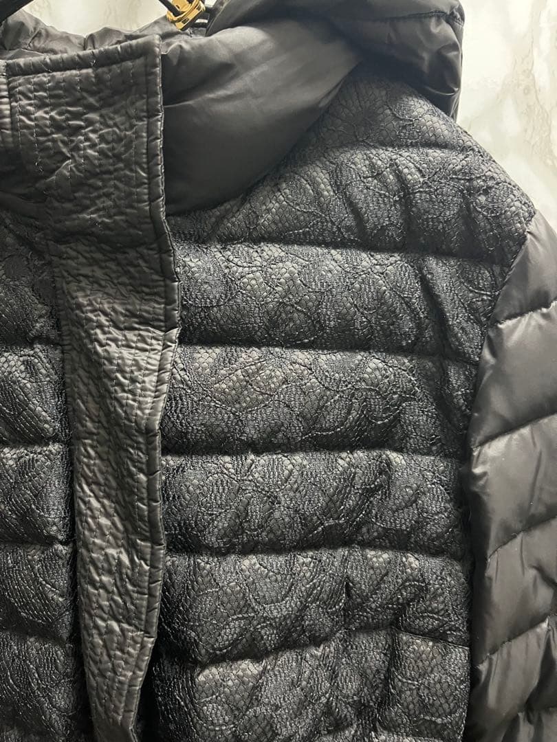 【美品】ESCADA レースダウンジャケット　黒
