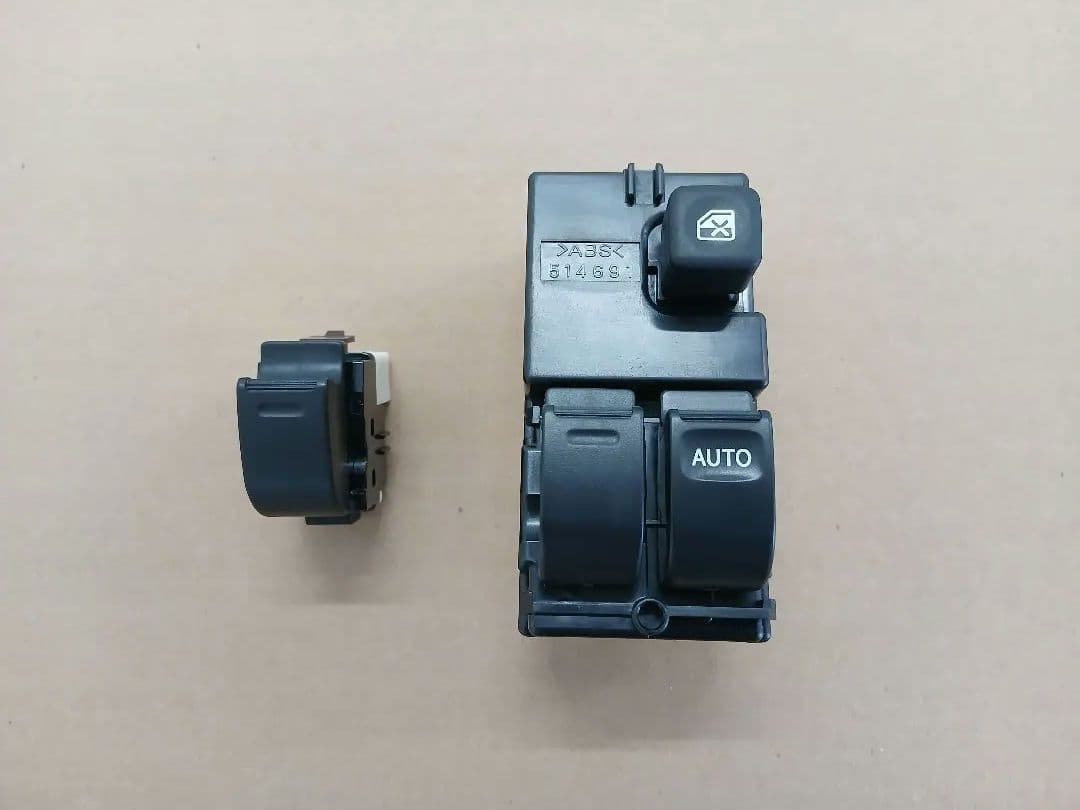 【新品】日野純正パワーウインドゥスイッチ　運転席、助手席セット