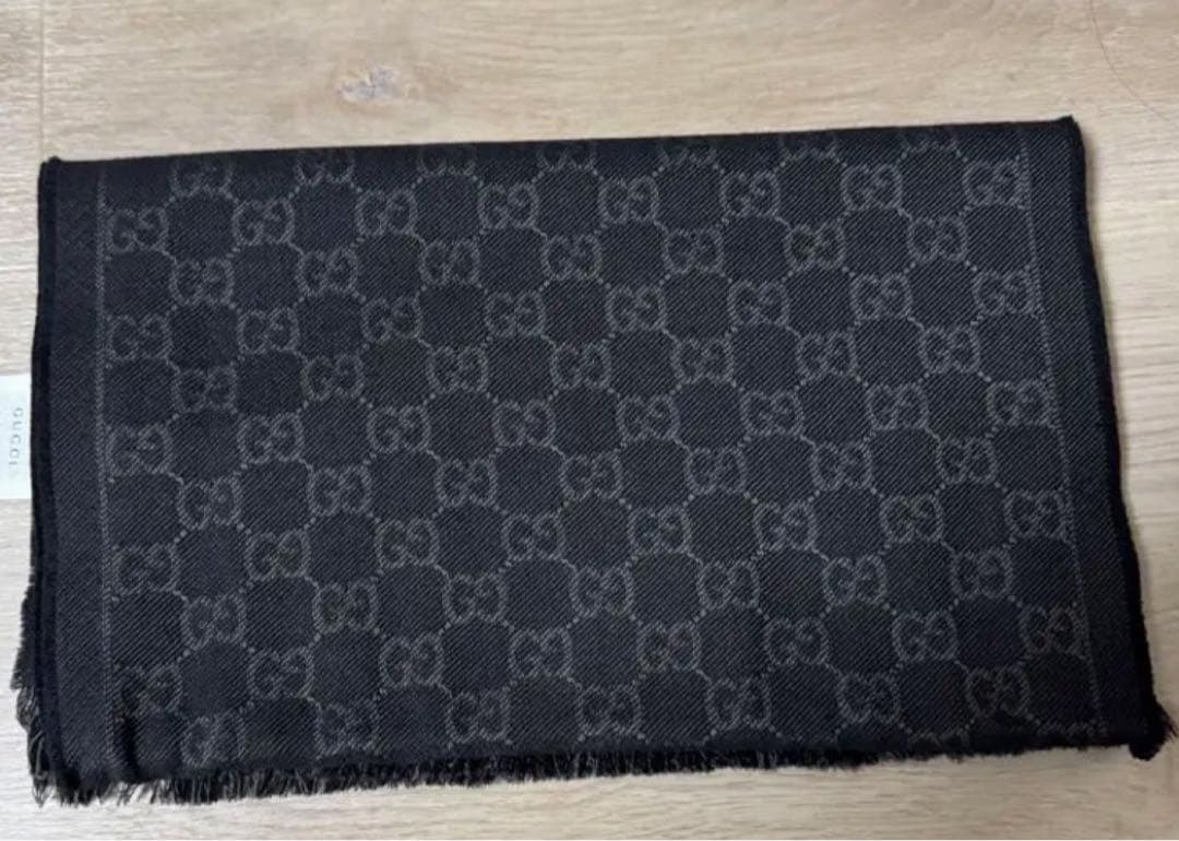 GUCCI ブラック GGパターン マフラー 33×180 cm