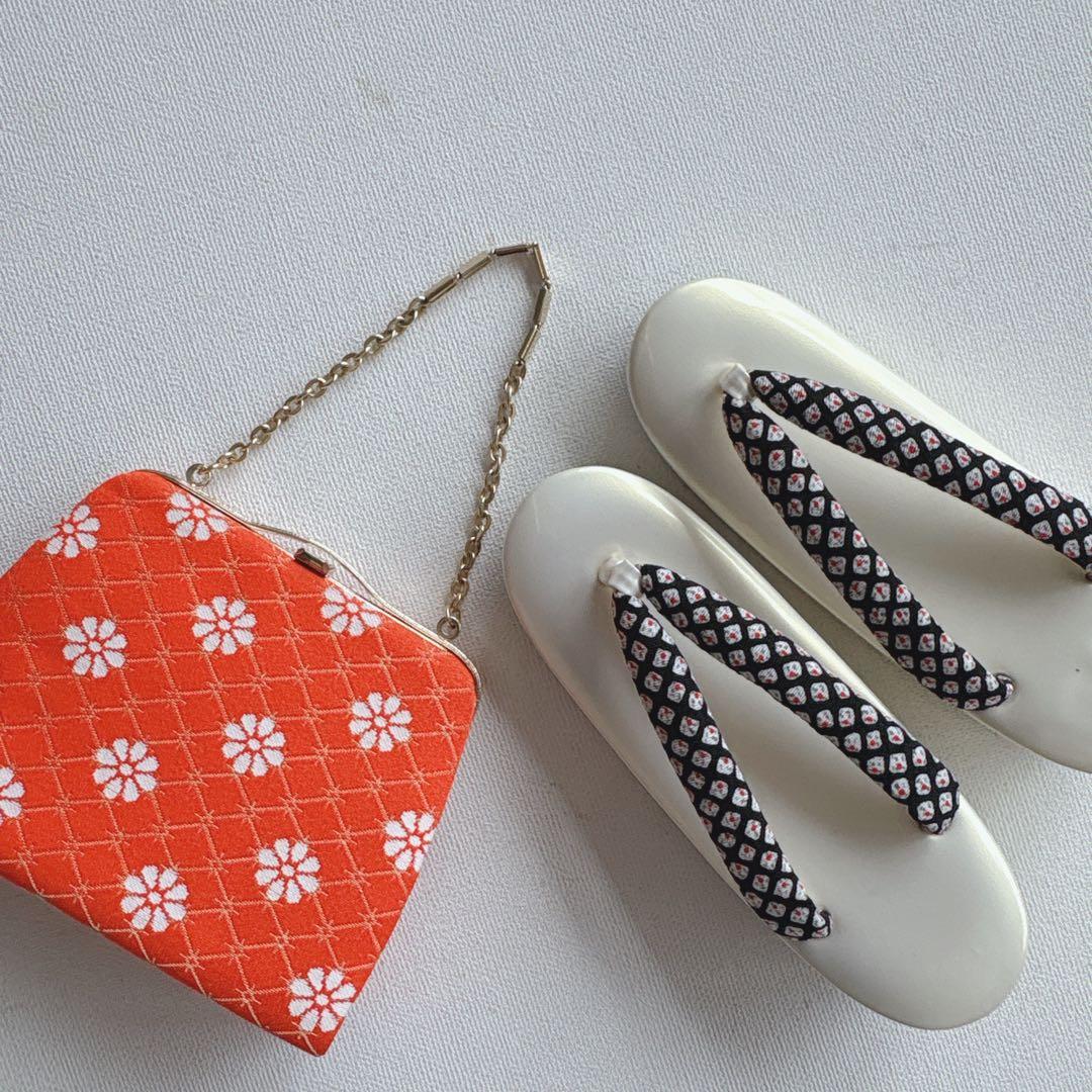 美品　七五三７歳女の子　フルセット　赤地しぼり柄　緑地袋帯　小物　7331