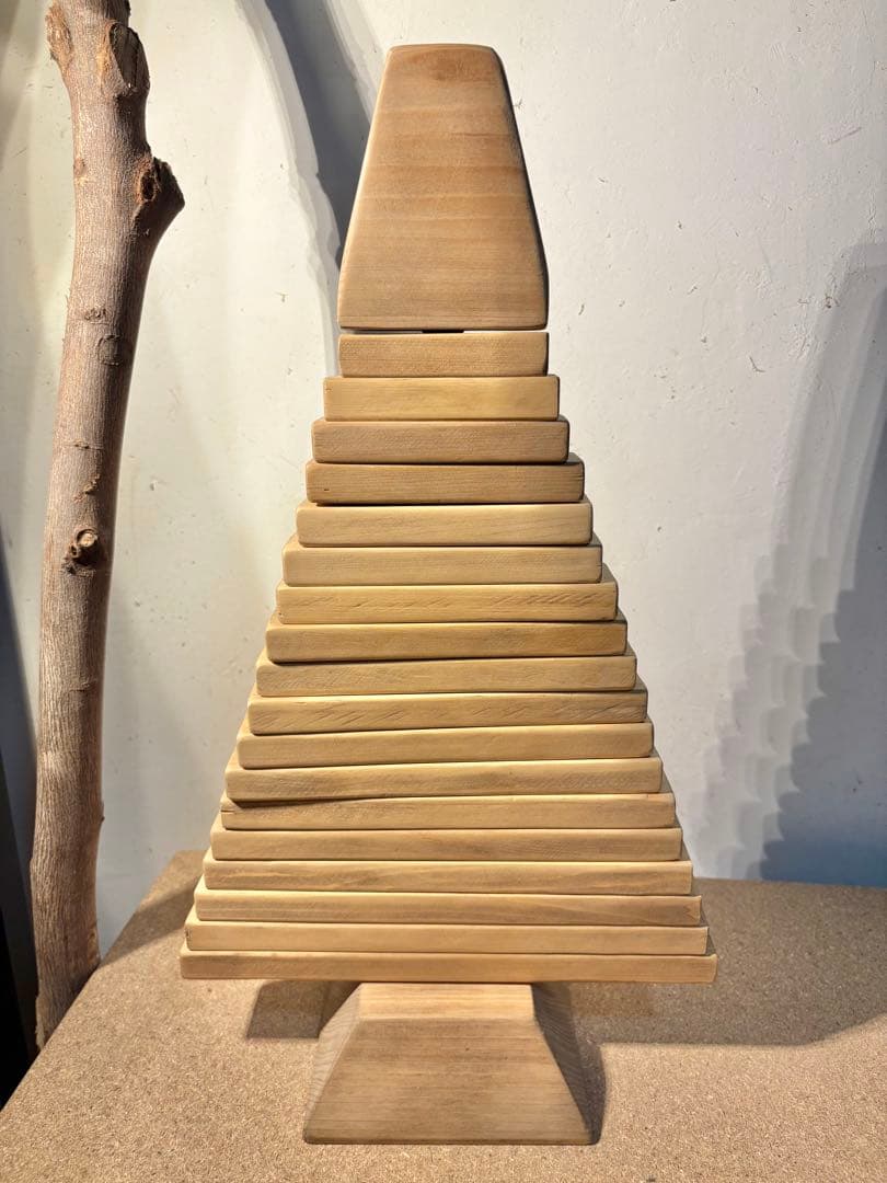 木製クリスマスツリー 高さ約30cm