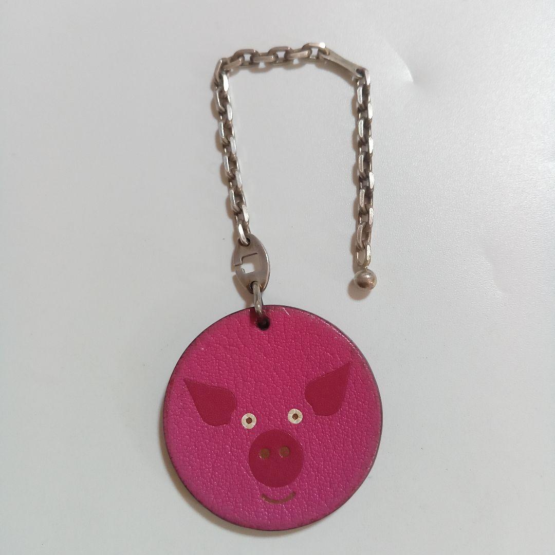 HERMES ピンク アルマニ　ブタ　キーホルダー