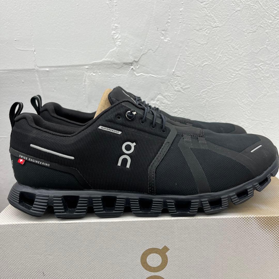 オン　ランニングシューズ　on Cloudsurfer5ブラック28.5CM