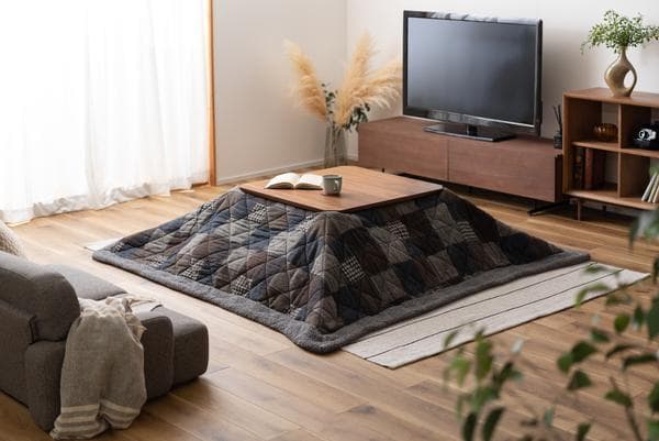 おしゃれ ふかふか かわいい 正方形 こたつ布団 パッチワーク柄 ネイビー