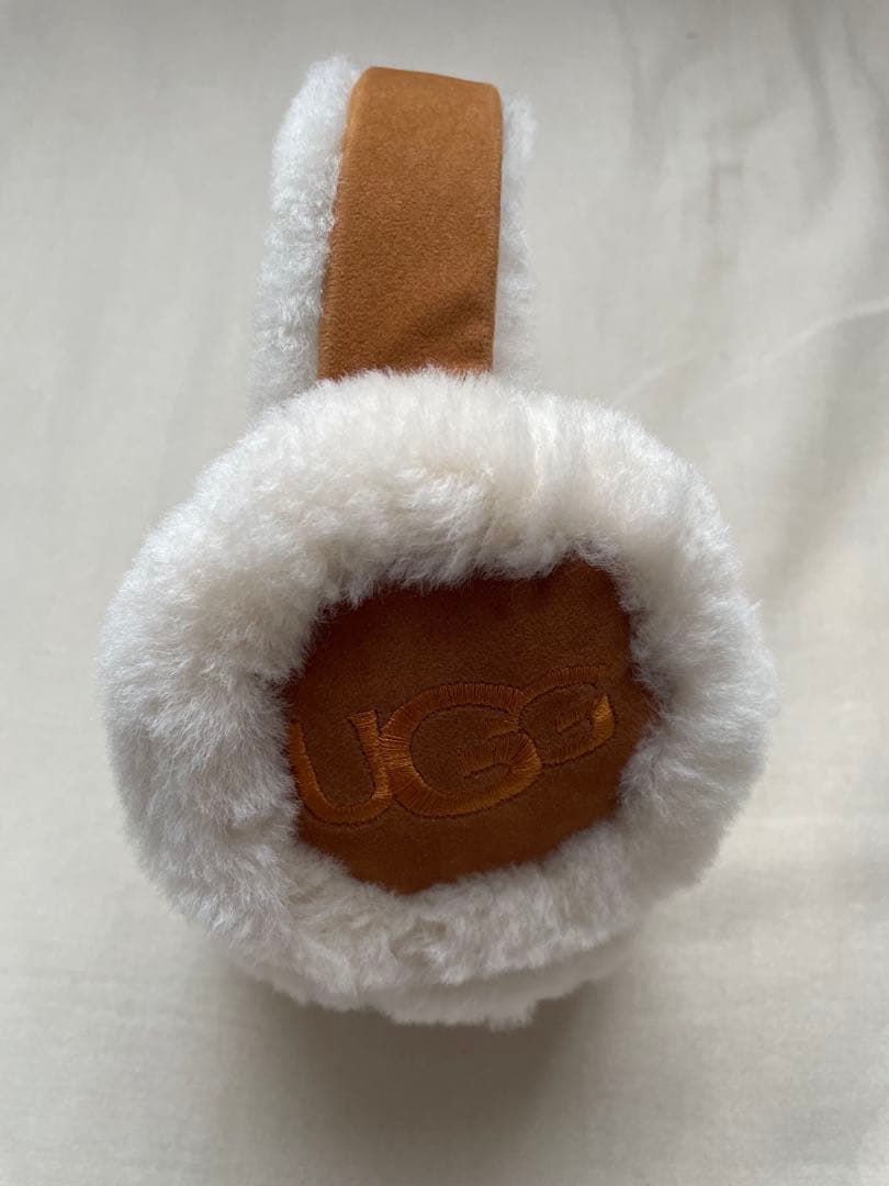 UGG イヤーマフ ベージュ