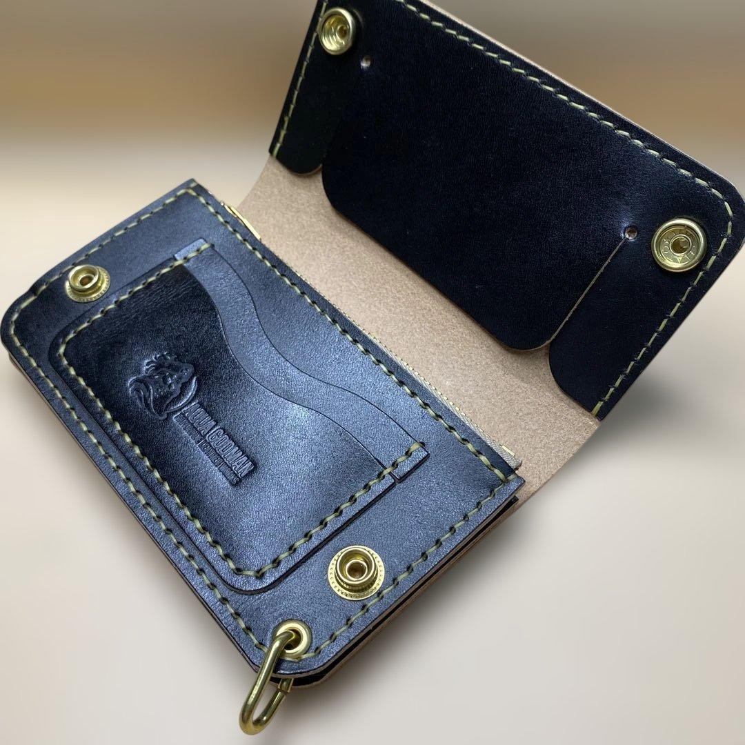 【無骨×上質】3層 丘染めブラック／ミドルトラッカーウォレット 折らずにお札収納