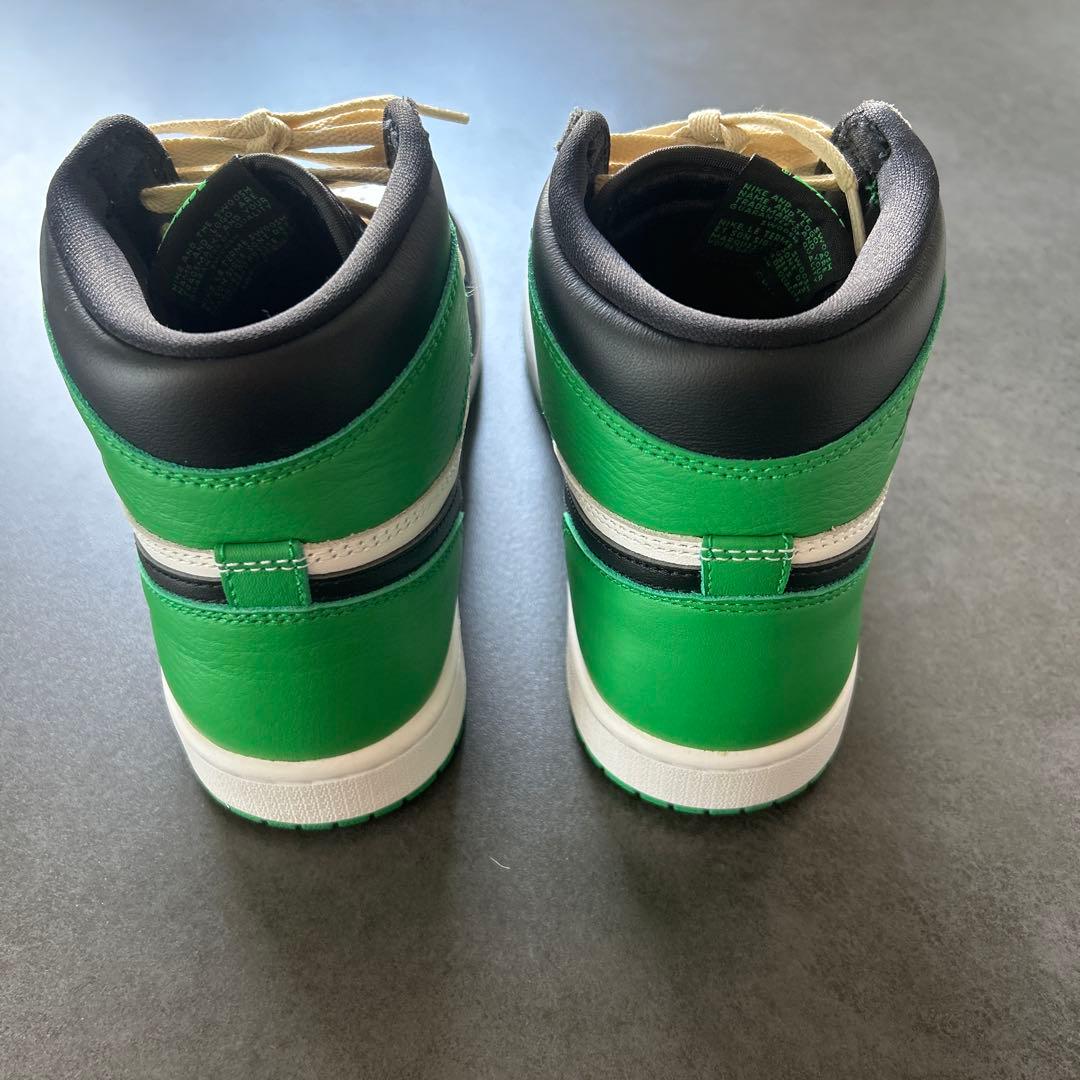 Nike Air Jor dan 1 レトロ ハイ OG ラッキーグリーン