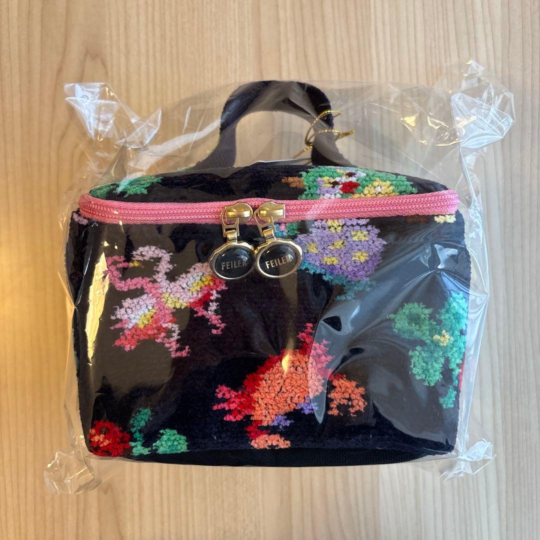 フェイラー　神崎恵さん　ファンキーフォーチュン　バニティポーチ　ネイビー