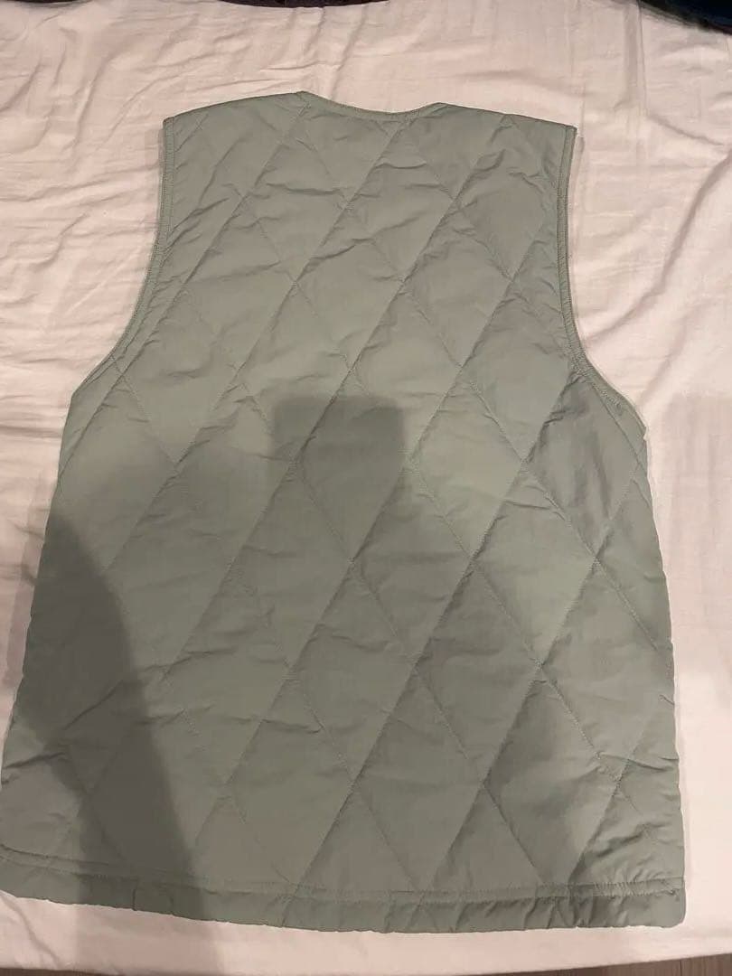 ライトグリーン キルティングベスト