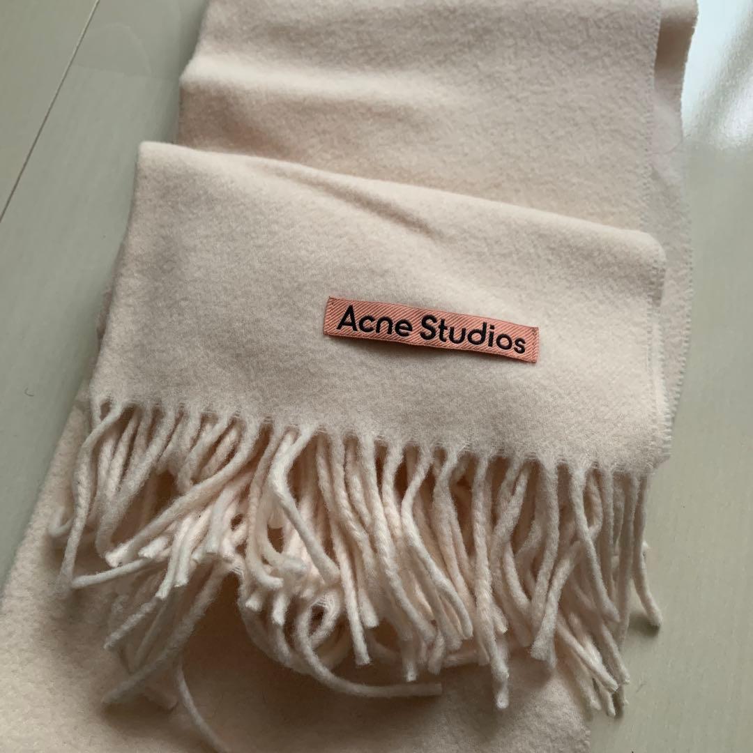 Acne Studios マフラー　白