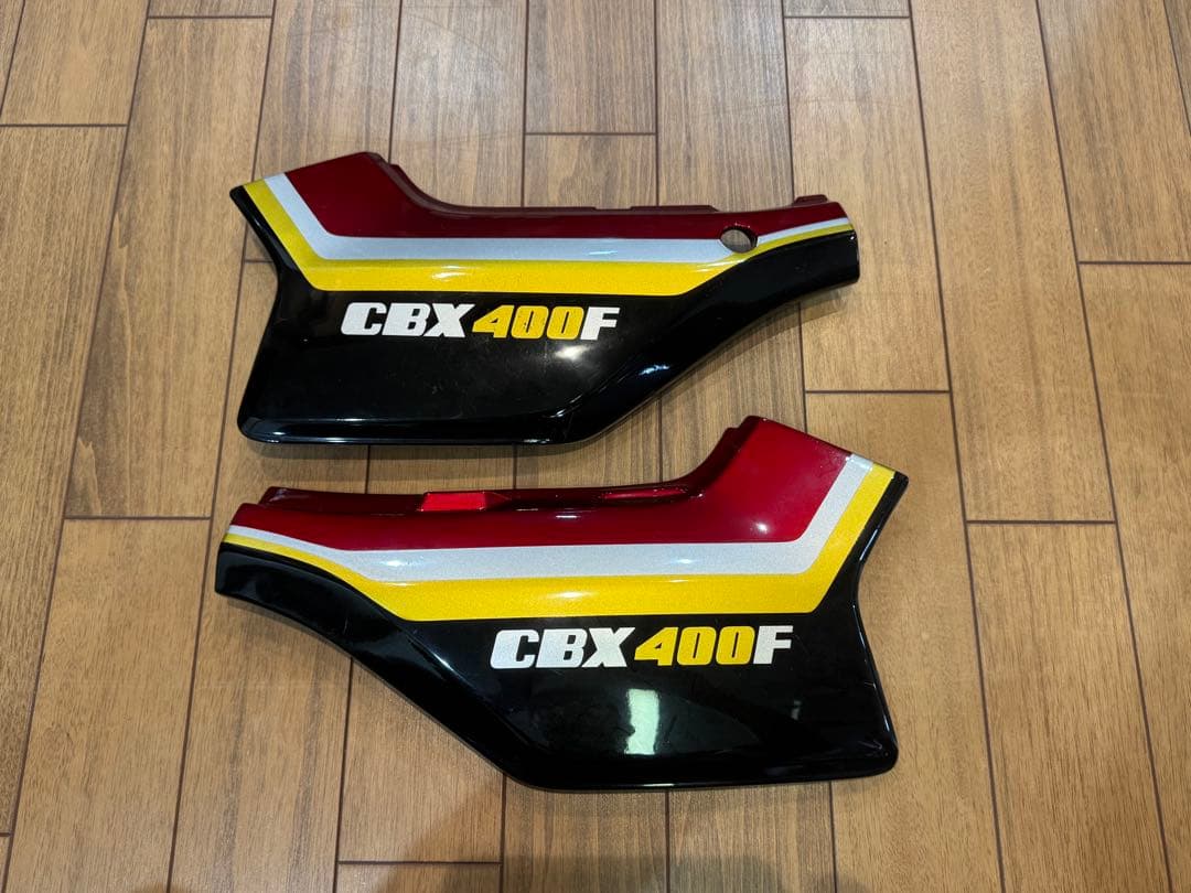 CBX 純正 サイドカバー　CBX400F CBX550F NC07 PC40