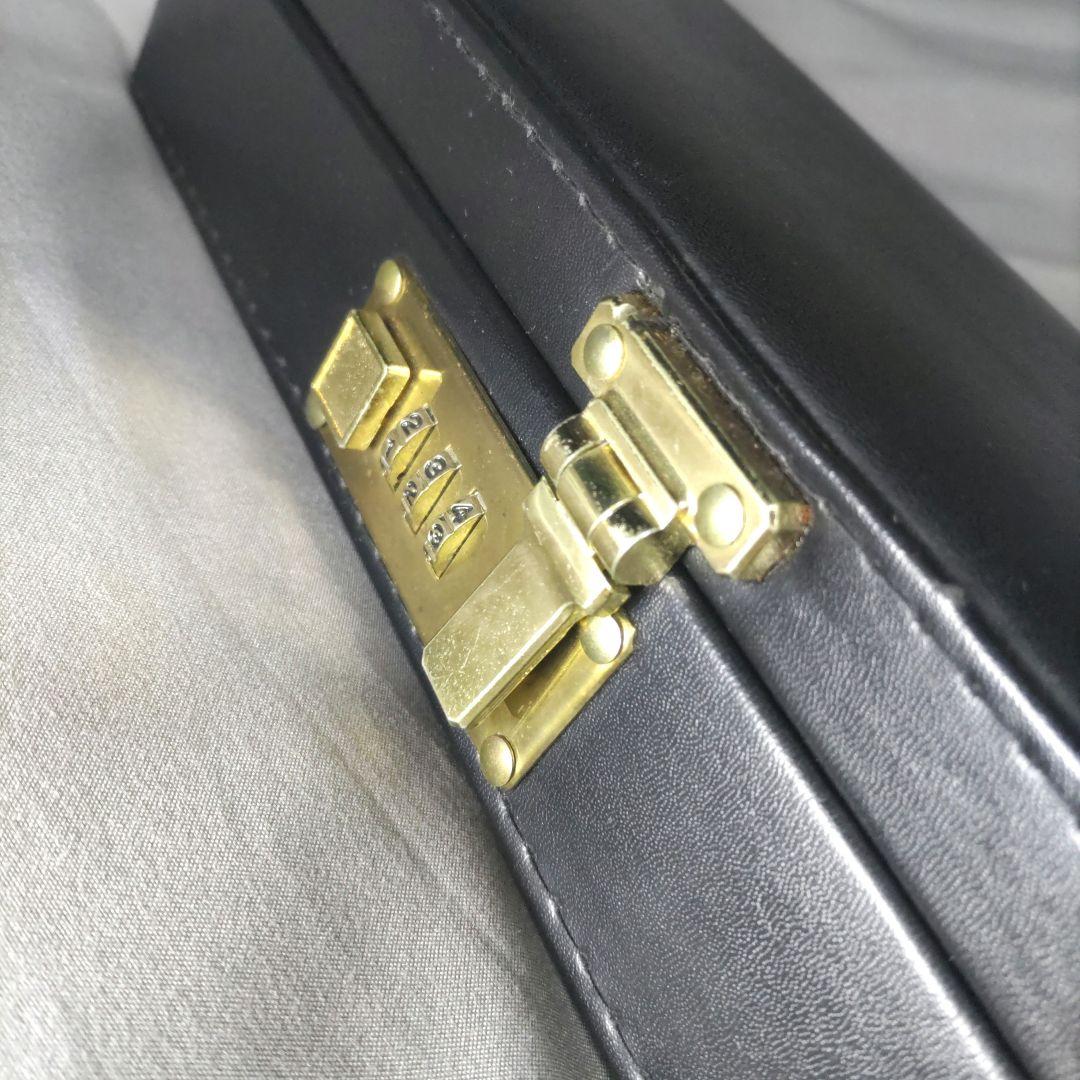 美品Helmstetterビリヤード キュー ケース.チップ.シャフトクリーナー