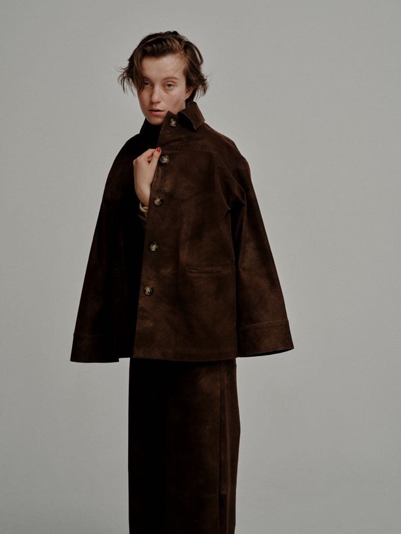 最終限定値下げ Uhr ウーア Fake Suede Jacket Khaki