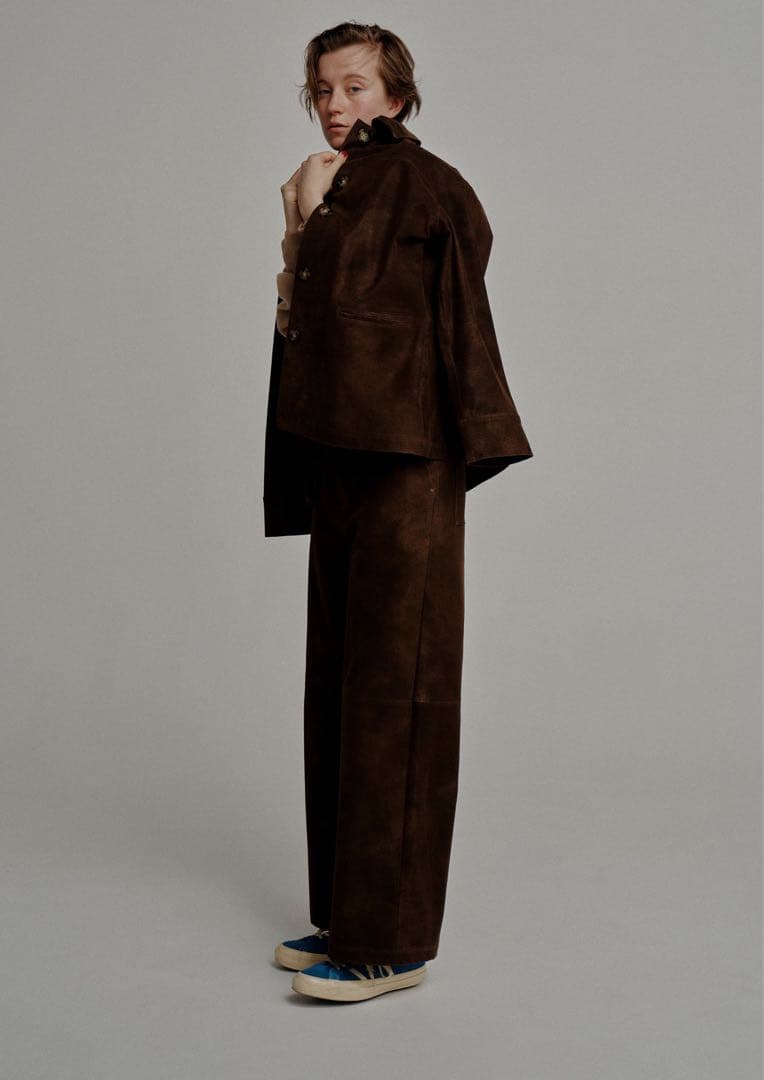 最終限定値下げ Uhr ウーア Fake Suede Jacket Khaki