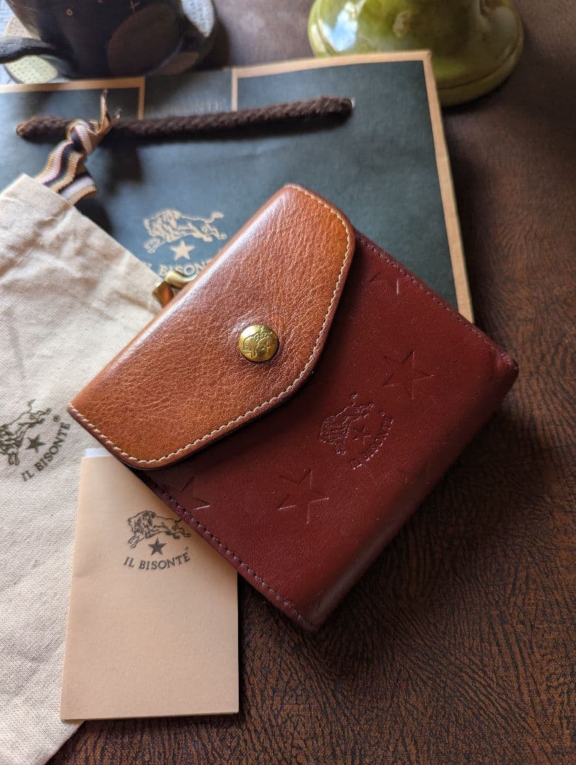 イルビゾンテ【限定モデル】ボルドー×ヌメ エンボスドコレクション 希少 がま口