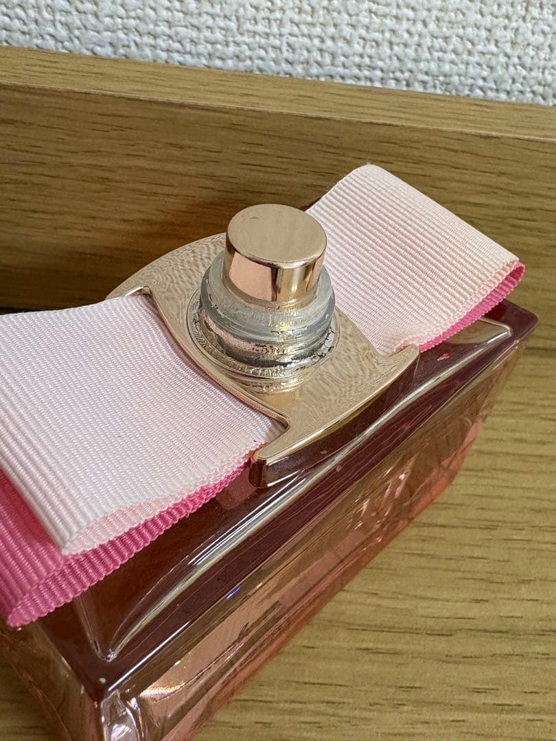 フ*ン様 Signorina フェラガモ　シニョリーナ　香水　100ml