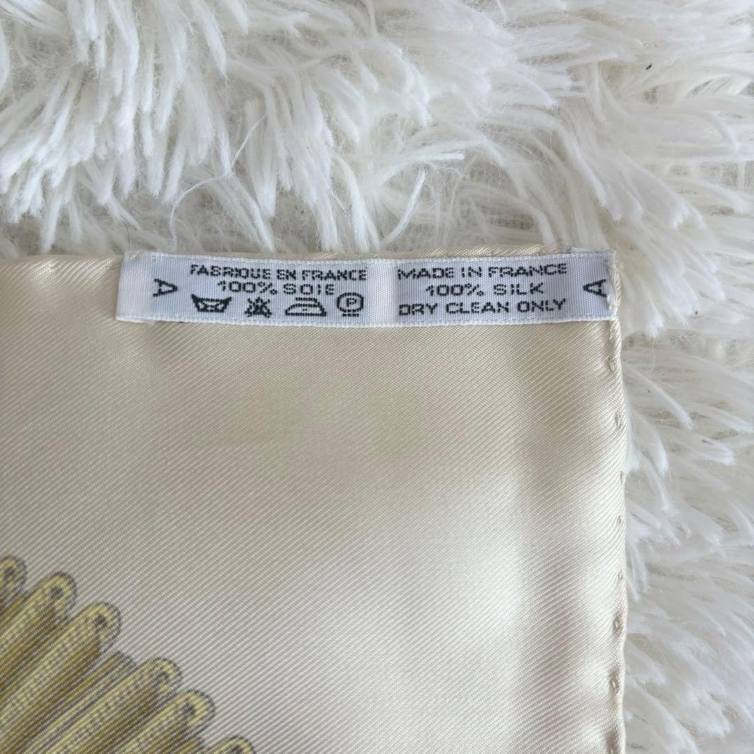 HERMES エルメス 大判 スカーフ カレ90 シルク100% サーベル飾り