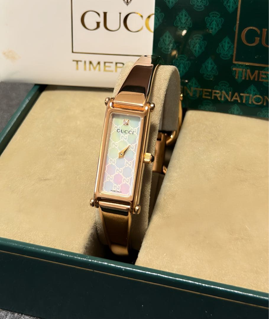 極美品 グッチ 腕時計 バングルウォッチ1500L ゴールド 1Pダイヤ文字盤