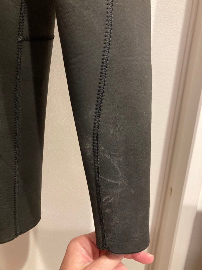 （See The Sun. ）patagonia タッパー Mサイズ