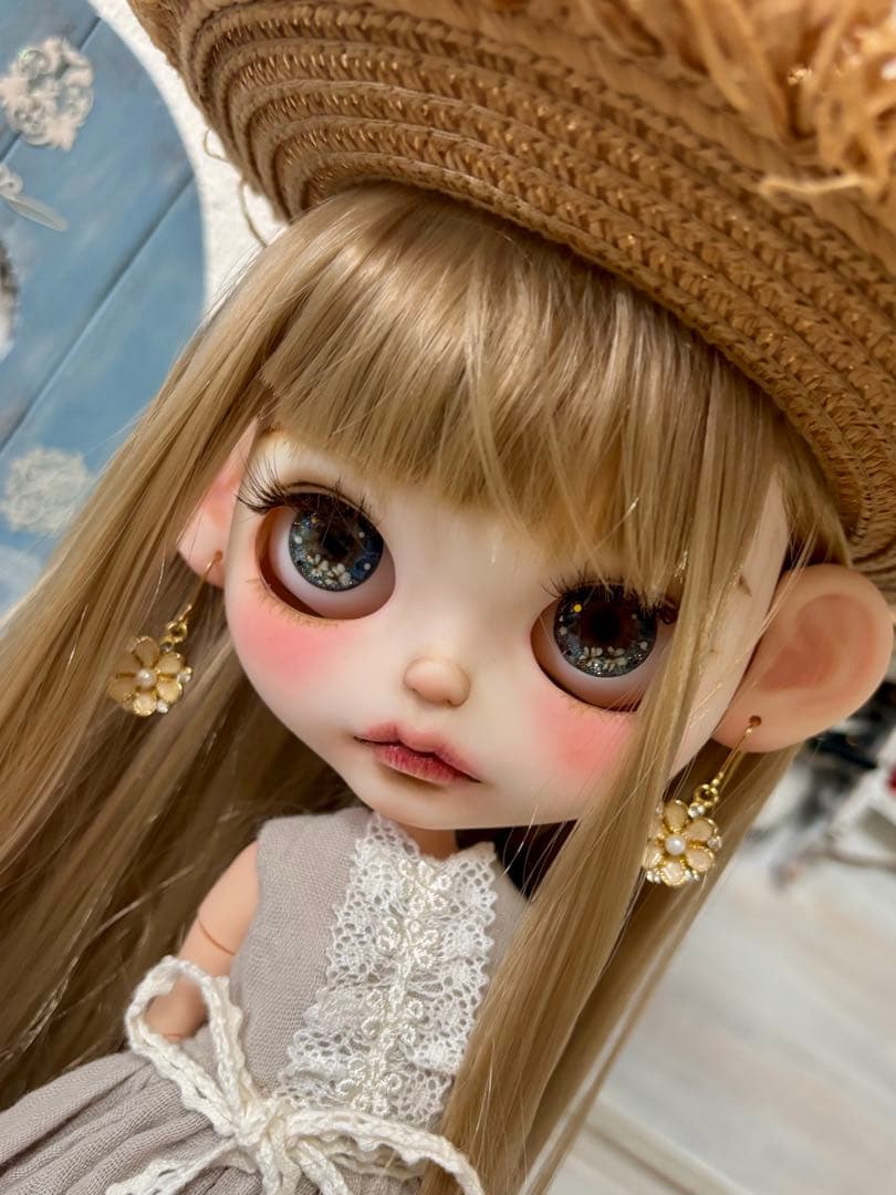 カスタムアイシードール　ネオサイズ　スペシャルアイ　本体のみは25,000円