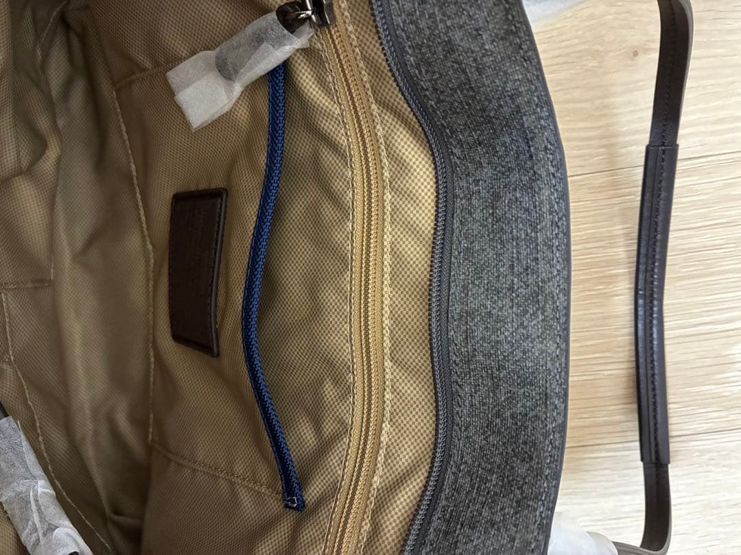 TUMIトートバッグ。