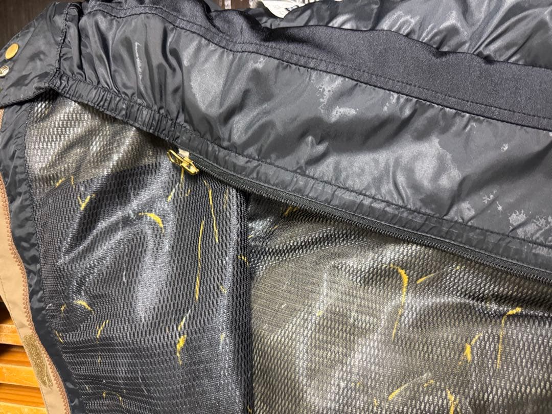 VOLCOM スノーボードウェア ジャケット（GORE-TEX）とパンツセット